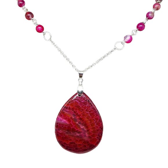 Maroon Agate & Dragon’s Vein Necklace - Picture 2 of 2